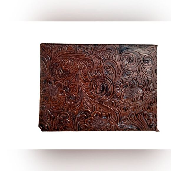 ONLY ONE EVER! SPURS 1976-1977 AUTOGRAPHED BY TEAM & COACHES W/ TEAM PHOTO - Picture 4 of 4